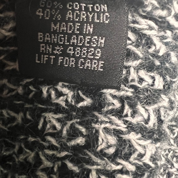 LOVE By Chesley  Long Grey Knitted Duster Sweater size: SMALL - Picture 7 of 9